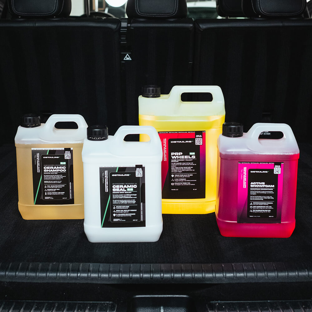 Active Snowfoam jerrycan